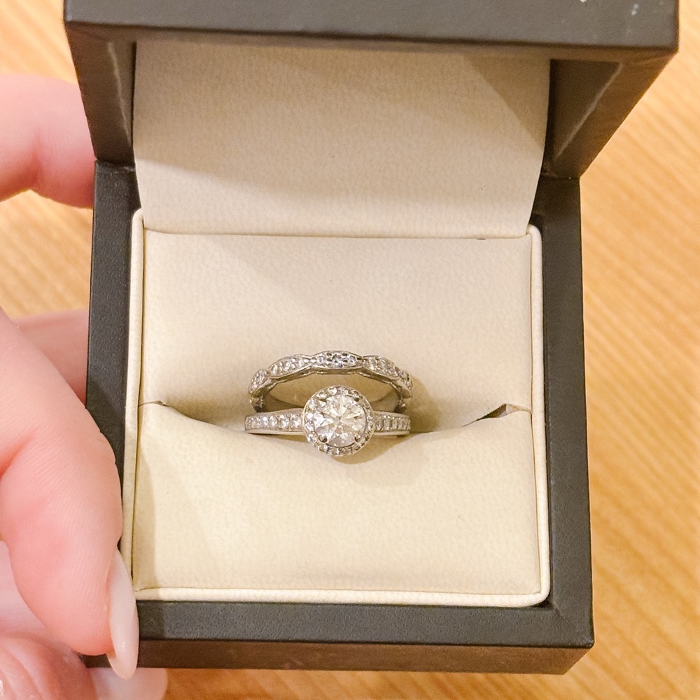 White gold natural diamond engagement ring and wedding band.